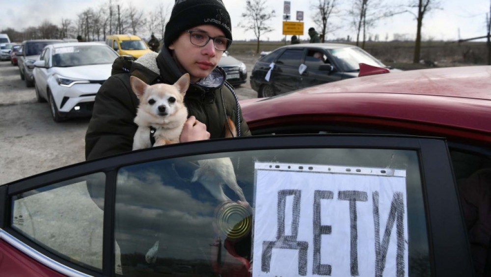 FOTO // „Copii” - cuvântul magic cu ajutorul căruia ucrainenii speră să părăsească în viață iadul din Mariupol
